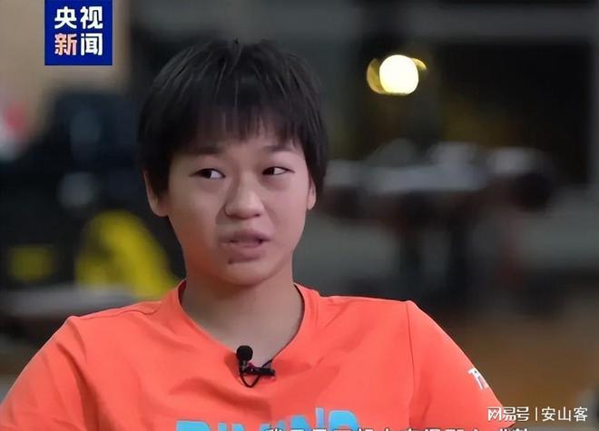 主持人问的全是精髓全红婵答的全是经典九游会j9入口登录新版央视采访全红婵(图8)