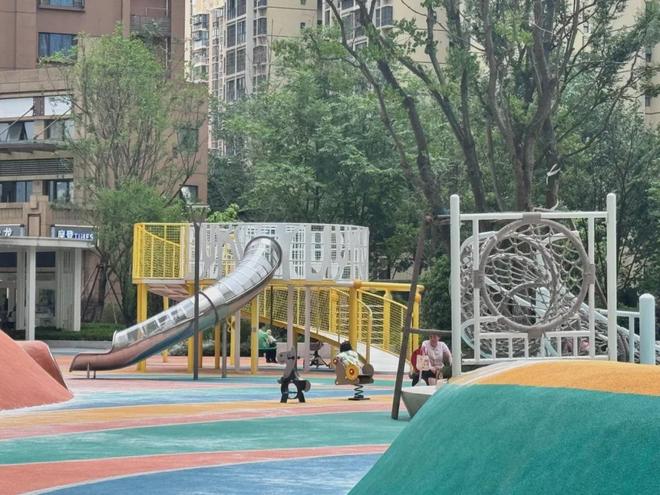 业亲子友好细节让人失望暂不推荐带娃去J9九游会实地打卡成都 3 处新开商(图19)
